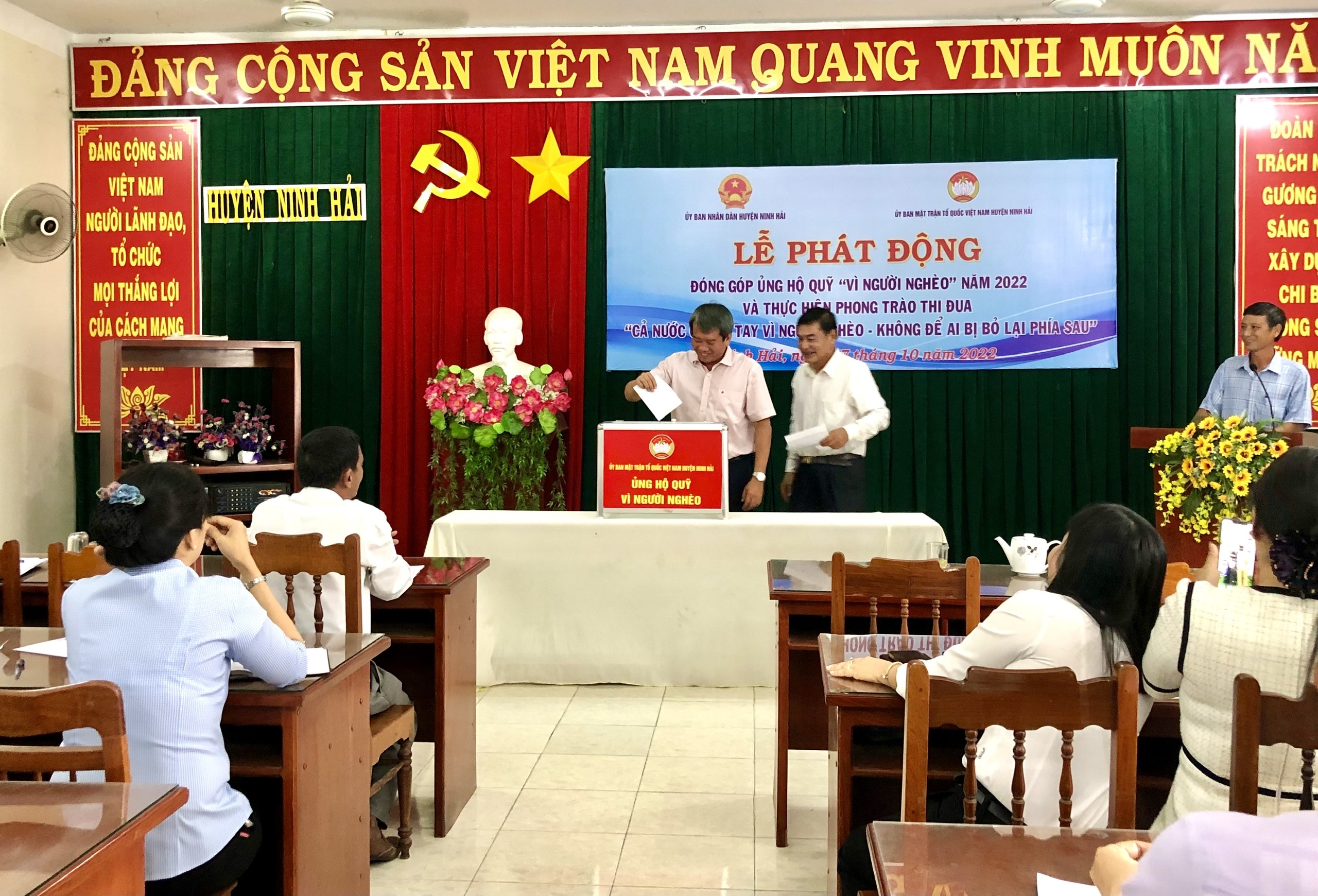 Ủy ban Mặt trận Tổ quốc Việt Nam huyện Ninh Hải phát động quỹ “Vì người nghèo”