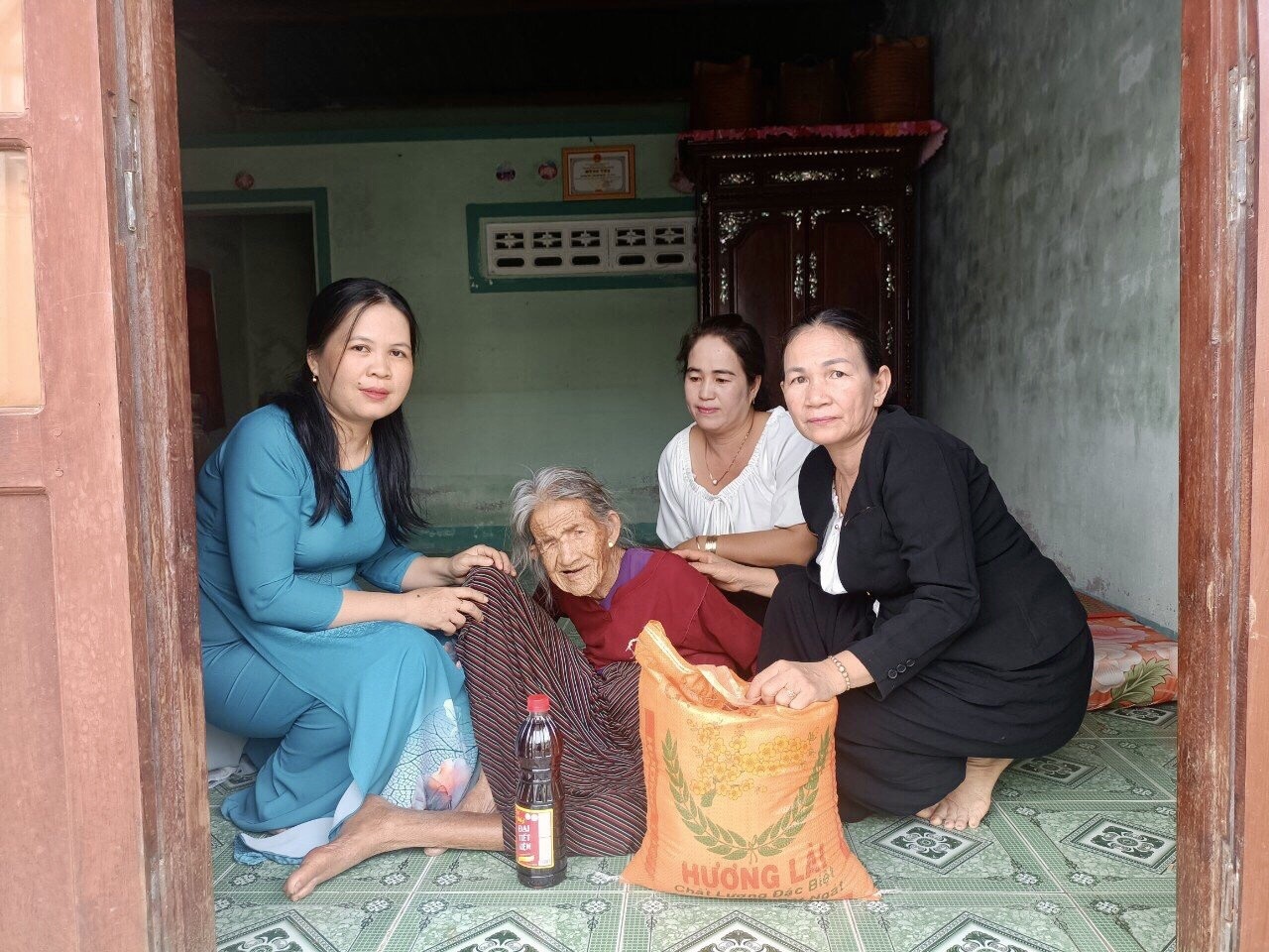 Hội Phụ nữ xã Phương Hải với hoạt động từ thiện nhân đạo